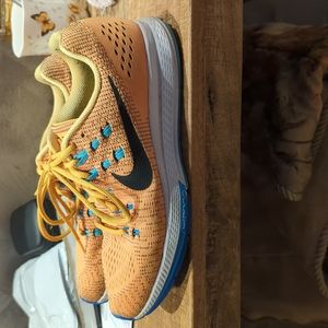 Nike zoom structure 19